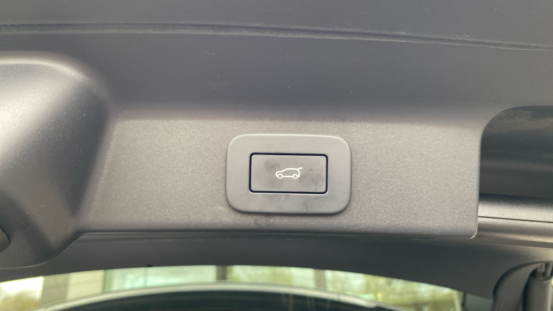 Jaguar F-Pace 2.0 P400e R-Dynamic HSE Black 5dr Auto AWD Estate